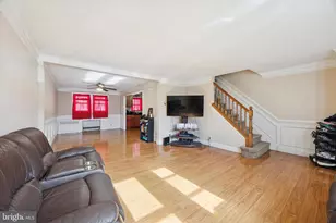 209 E Greenwood Ave, Upper Darby, PA 19082 - Photo 3