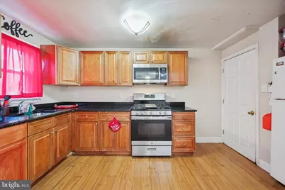 209 E Greenwood Avenue, Upper Darby, PA 19082 - Photo 7