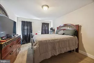 209 E Greenwood Ave, Upper Darby, PA 19082 - Photo 9