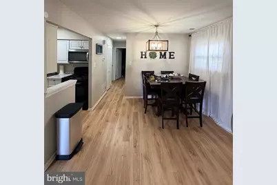 521 Corinthian Avenue, Essington, PA 19029 - Photo 5