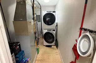 521 Corinthian Ave, Essington, PA 19029 - Photo 9