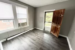 229 Ridley Ave, Folsom, PA 19033 - Photo 9