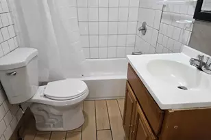 1105 W 8th St, Chester, PA 19013 - Photo 25