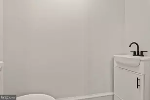 535 Glendale Rd, Upper Darby, PA 19082 - Photo 11