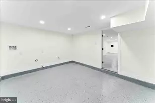 1090 Eddystone Ave, Crum Lynne, PA 19022 - Photo 27