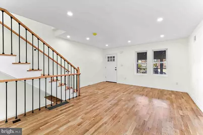 1090 Eddystone Avenue, Crum Lynne, PA 19022 - Photo 3