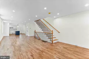 1090 Eddystone Ave, Crum Lynne, PA 19022 - Photo 3