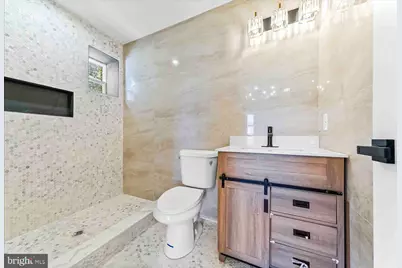 1090 Eddystone Avenue, Crum Lynne, PA 19022 - Photo 15