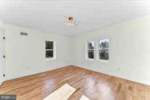 1090 Eddystone Ave, Crum Lynne, PA 19022 - Photo 21