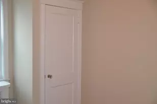 7042 Clinton Rd, Upper Darby, PA 19082 - Photo 31