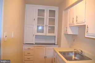 7042 Clinton Rd, Upper Darby, PA 19082 - Photo 19