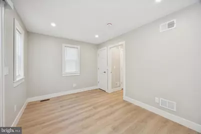 118 Bartram Avenue, Essington, PA 19029 - Photo 11