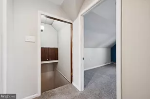 11 S Cedar Ln, Upper Darby, PA 19082 - Photo 33