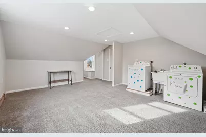 11 S Cedar Lane, Upper Darby, PA 19082 - Photo 37