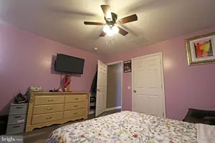 802 E 9th St, Chester, PA 19013 - Photo 41