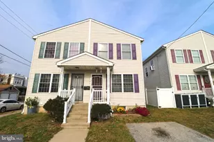 802 E 9th St, Chester, PA 19013 - Photo 1