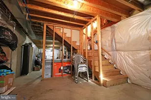 802 E 9th St, Chester, PA 19013 - Photo 13