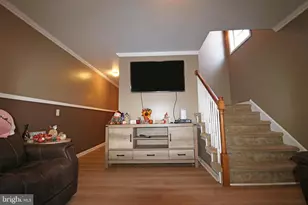 802 E 9th St, Chester, PA 19013 - Photo 15