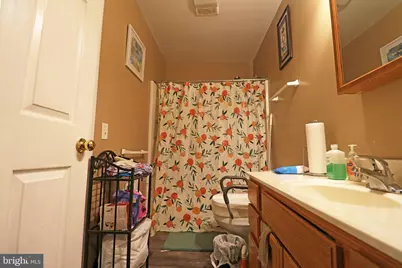 802 E 9th Street, Chester, PA 19013 - Photo 37