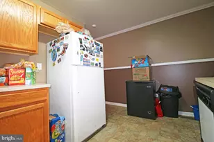 802 E 9th St, Chester, PA 19013 - Photo 25