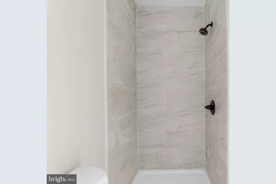 3320 W 3rd Street, Marcus Hook, PA 19061 - Photo 17