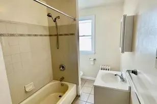 122 W Lancaster Ave, Wayne, PA 19087 - Photo 5