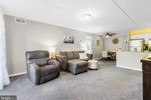 5200 Hilltop Dr, Brookhaven, PA 19015 - Photo 3