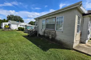 2434 Green St, Chester, PA 19013 - Photo 21