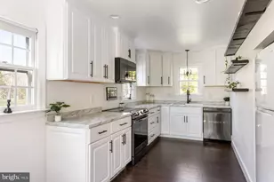 1554 Meadow Ln, Glen Mills, PA 19342 - Photo 9