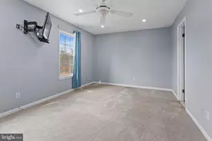 414 Dogwood Cir, Upper Chichester, PA 19014 - Photo 11