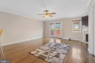 414 Dogwood Cir, Upper Chichester, PA 19014 - Photo 9