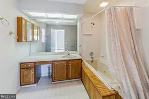 357 Saybrook Ln, Wallingford, PA 19086 - Photo 15