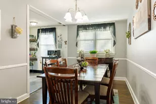 1024 Oakwood Dr, Glenolden, PA 19036 - Photo 7