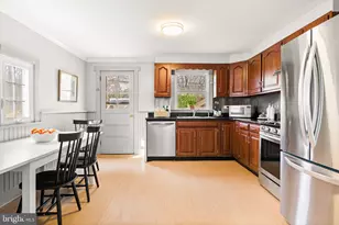 245 Willow Ave, Wayne, PA 19087 - Photo 9