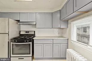 7229 Clinton Rd, Upper Darby, PA 19082 - Photo 9