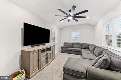 2330 Poe Road, Secane, PA 19018 - Photo 9