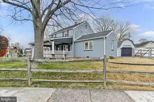 2330 Poe Rd, Secane, PA 19018 - Photo 3