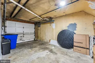 540 Snowden Rd, Upper Darby, PA 19082 - Photo 21