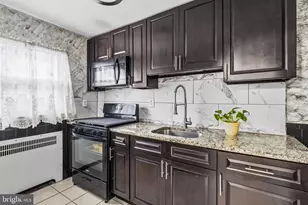 540 Snowden Rd, Upper Darby, PA 19082 - Photo 9