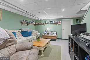 317 N Llanwellyn Ave, Glenolden, PA 19036 - Photo 23