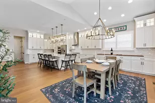 402 Barrows Sheef, Newtown Square, PA 19073 - Photo 23