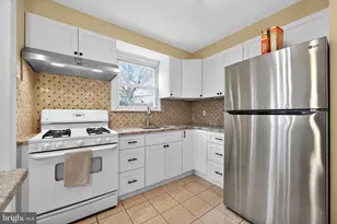 4123 School Ln, Drexel Hill, PA 19026 - Photo 9