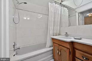 948 Grant Rd, Folcroft, PA 19032 - Photo 17