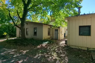 900 Main, Brookhaven, PA 19015 - Photo 17