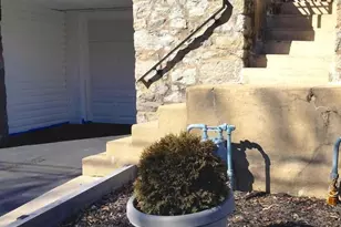 6669 Church Ln, Upper Darby, PA 19082 - Photo 3