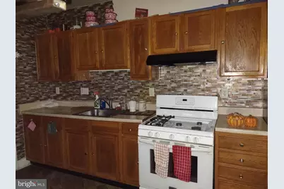 11 Mill Street, Darby, PA 19023 - Photo 13