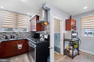 3811 Berry Ave, Drexel Hill, PA 19026 - Photo 9