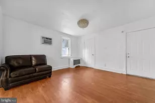 212 Heather Rd, Upper Darby, PA 19082 - Photo 7