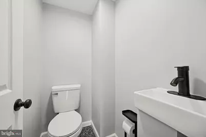 7046 Radbourne Road, Upper Darby, PA 19082 - Photo 7