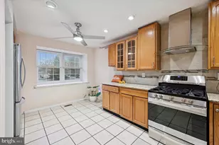 86 Louis James Ct, Upper Chichester, PA 19014 - Photo 7